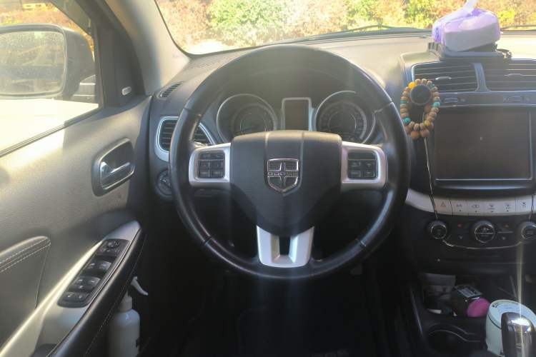 Used Dodge Journey 2014 2.4L Two-Wheel Drive Touring Edition Steering Wheel