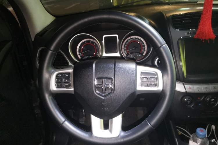 Used Dodge Journey 2014 2.4L Two-Wheel Drive Touring Edition Steering Wheel