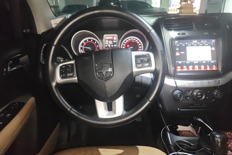 Used Dodge Journey 2014 2.4L Two-Wheel Drive Touring Edition Steering Wheel