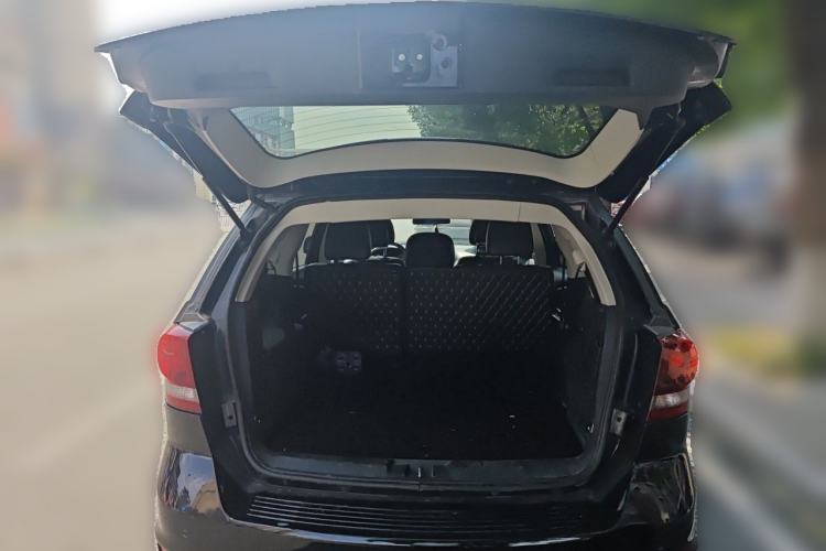Used Dodge Journey 2014 2.4L Two-Wheel Drive Touring Edition Trunk