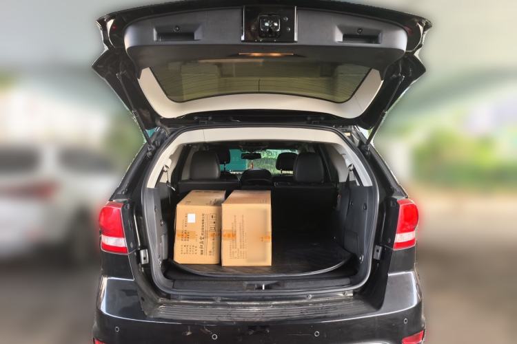 Used Dodge Journey 2014 2.4L Two-Wheel Drive Touring Edition Trunk