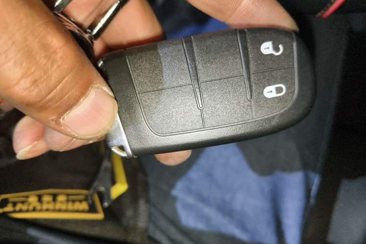 Used Dodge Journey 2014 2.4L Two-Wheel Drive Touring Edition Vehicle Key