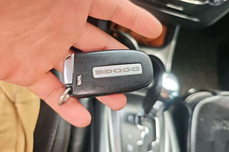 Used Dodge Journey 2014 2.4L Two-Wheel Drive Touring Edition Vehicle Key