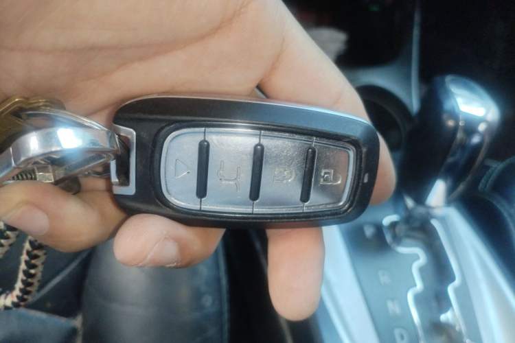 Used Dodge Journey 2014 2.4L Two-Wheel Drive Touring Edition Vehicle Key