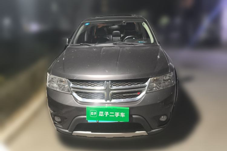 Used Dodge Journey 2014 2.4L Two-Wheel Drive Touring Edition Front