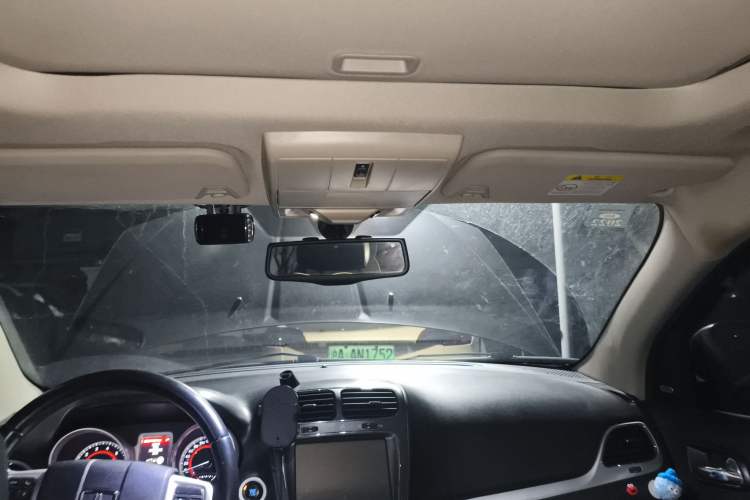 Used Dodge Journey 2014 2.4L Two-Wheel Drive Touring Edition Headliner