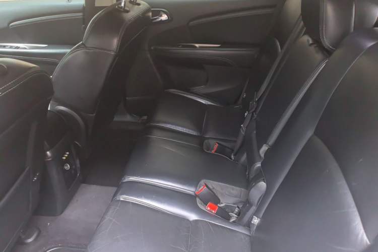 Used Dodge Journey 2014 2.4L Two-Wheel Drive Touring Edition Left Rear Seat