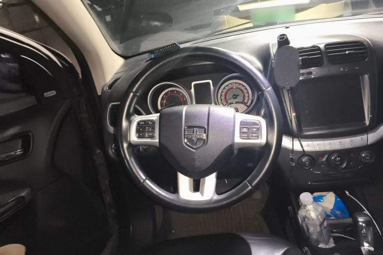Used Dodge Journey 2014 2.4L Two-Wheel Drive Touring Edition Steering Wheel