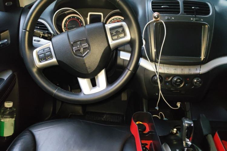 Used Dodge Journey 2014 2.4L Two-Wheel Drive Touring Edition Steering Wheel