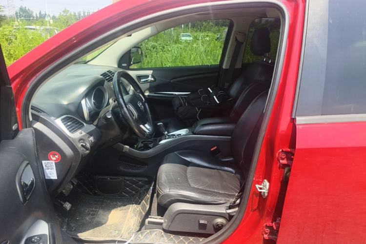 Used Dodge Journey 2014 2.4L Two-Wheel Drive Touring Edition Left Front Seat