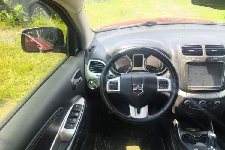 Used Dodge Journey 2014 2.4L Two-Wheel Drive Touring Edition Steering Wheel