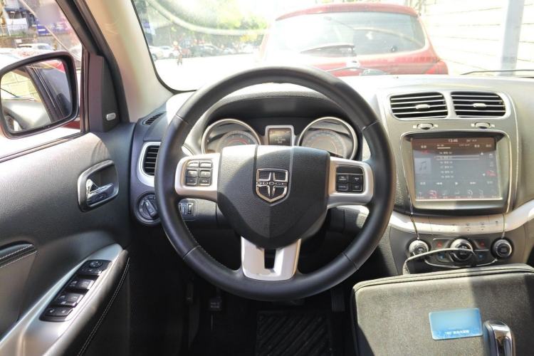 Used Dodge Journey 2014 2.4L Two-Wheel Drive Touring Edition Steering Wheel