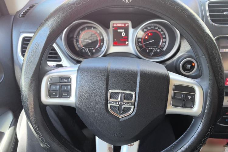 Used Dodge Journey 2014 2.4L Two-Wheel Drive Touring Edition Steering Wheel