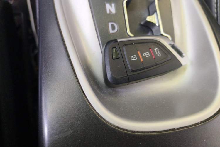 Used Dodge Journey 2014 2.4L Two-Wheel Drive Touring Edition Vehicle Key