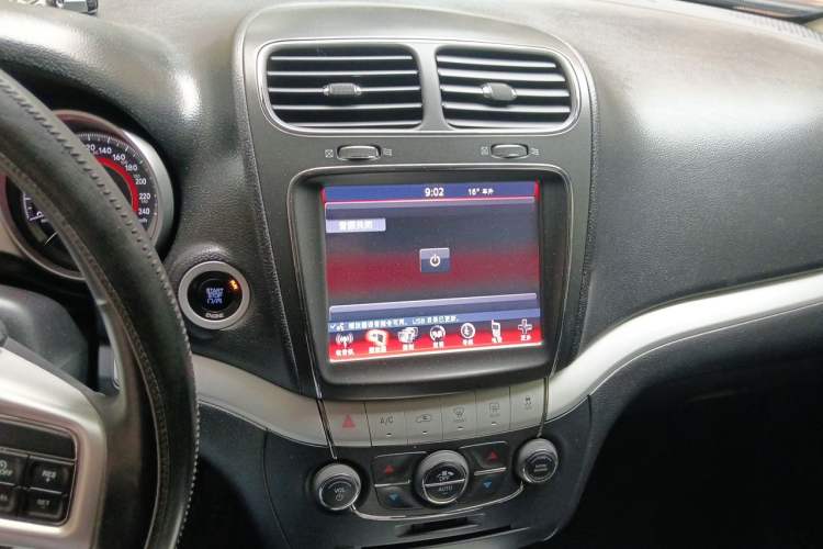 Used Dodge Journey 2014 2.4L Two-Wheel Drive Touring Edition Audio And AC Panel