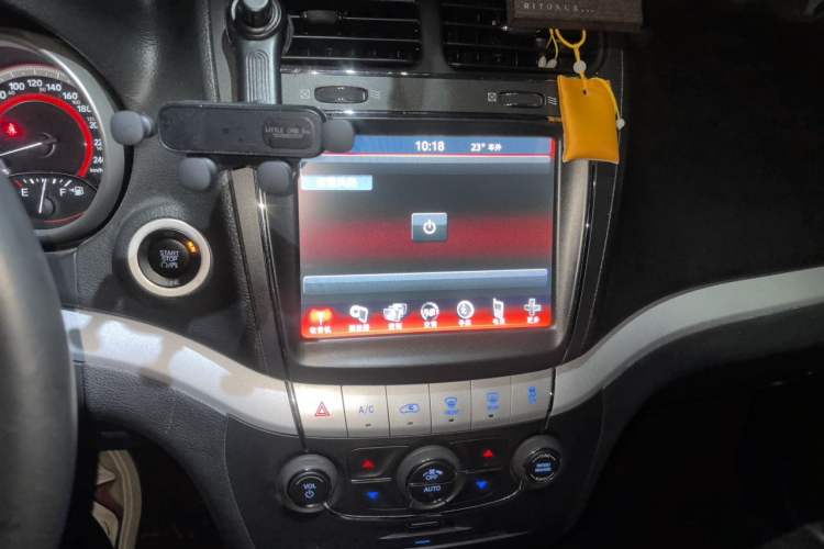 Used Dodge Journey 2014 2.4L Two-Wheel Drive Touring Edition Audio And AC Panel
