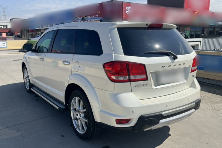 Used Dodge Journey 2014 2.4L Two-Wheel Drive Touring Edition Exterior 3