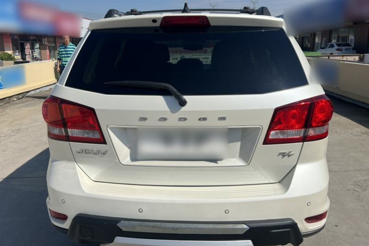 Used Dodge Journey 2014 2.4L Two-Wheel Drive Touring Edition Exterior 4