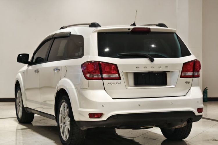 Used Dodge Journey 2014 2.4L Two-Wheel Drive Touring Edition Exterior 6