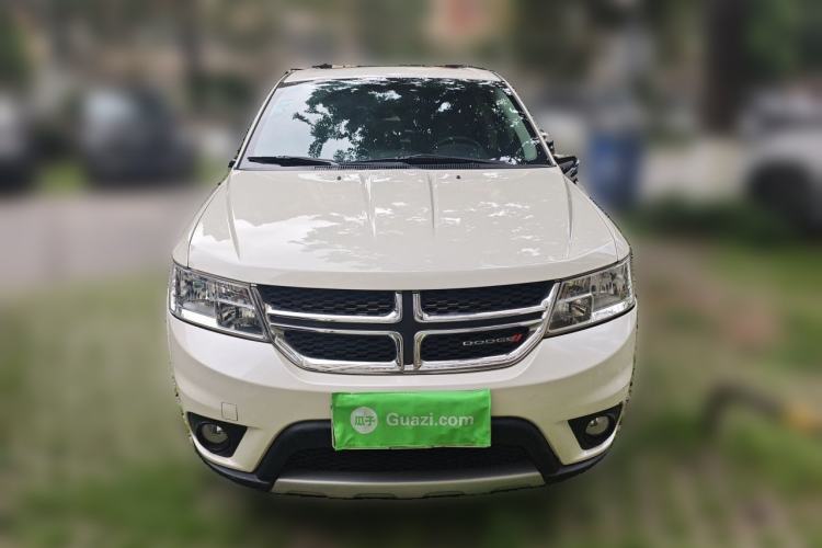 Used Dodge Journey 2014 2.4L Two-Wheel Drive Touring Edition Front