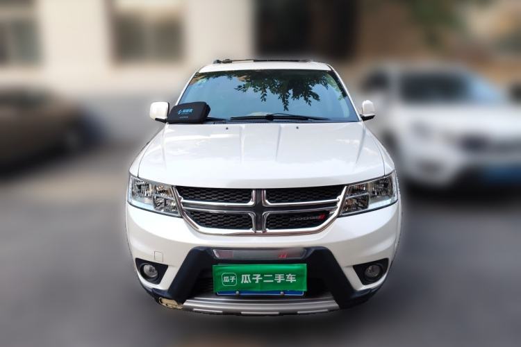 Used Dodge Journey 2014 2.4L Two-Wheel Drive Touring Edition Front