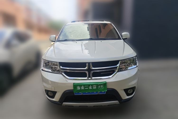 Used Dodge Journey 2014 2.4L Two-Wheel Drive Touring Edition Front