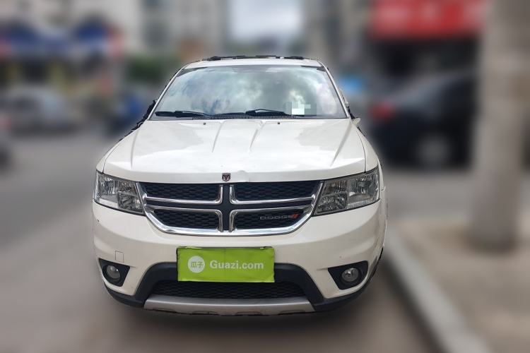 Used Dodge Journey 2014 2.4L Two-Wheel Drive Touring Edition Front