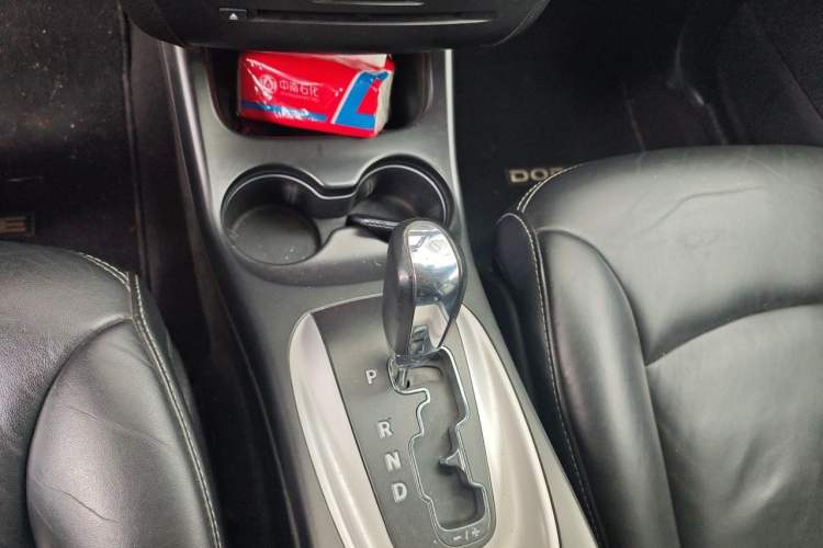 Used Dodge Journey 2014 2.4L Two-Wheel Drive Touring Edition Gear Lever