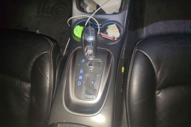 Used Dodge Journey 2014 2.4L Two-Wheel Drive Touring Edition Gear Lever