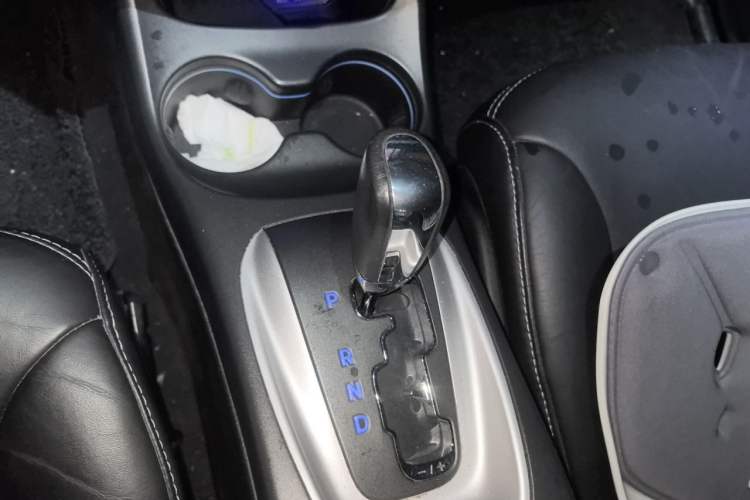 Used Dodge Journey 2014 2.4L Two-Wheel Drive Touring Edition Gear Lever