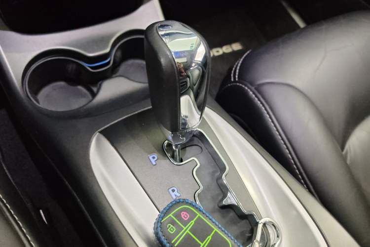 Used Dodge Journey 2014 2.4L Two-Wheel Drive Touring Edition Gear Lever