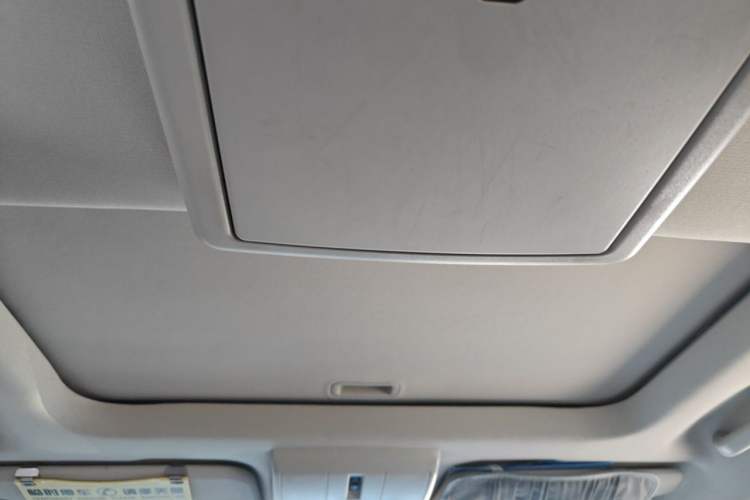 Used Dodge Journey 2014 2.4L Two-Wheel Drive Touring Edition Headliner