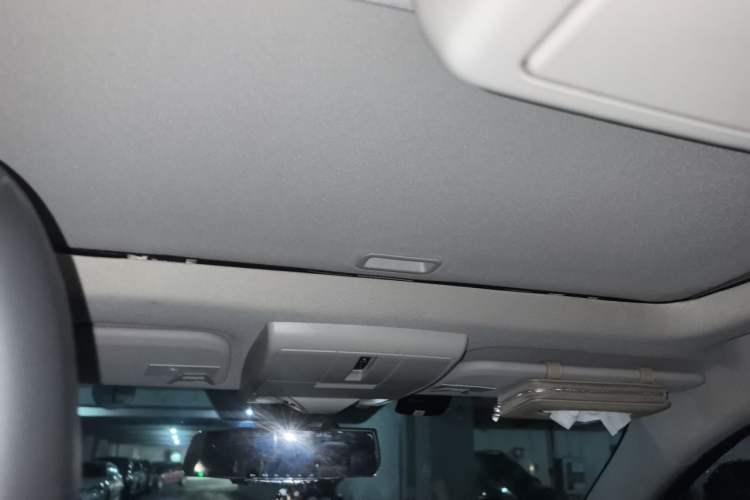 Used Dodge Journey 2014 2.4L Two-Wheel Drive Touring Edition Headliner