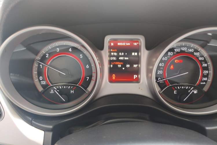 Used Dodge Journey 2014 2.4L Two-Wheel Drive Touring Edition Instrument Cluster