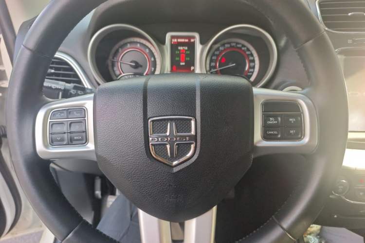 Used Dodge Journey 2014 2.4L Two-Wheel Drive Touring Edition Instrument Cluster