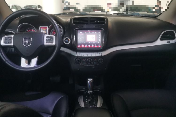 Used Dodge Journey 2014 2.4L Two-Wheel Drive Touring Edition Interior 3