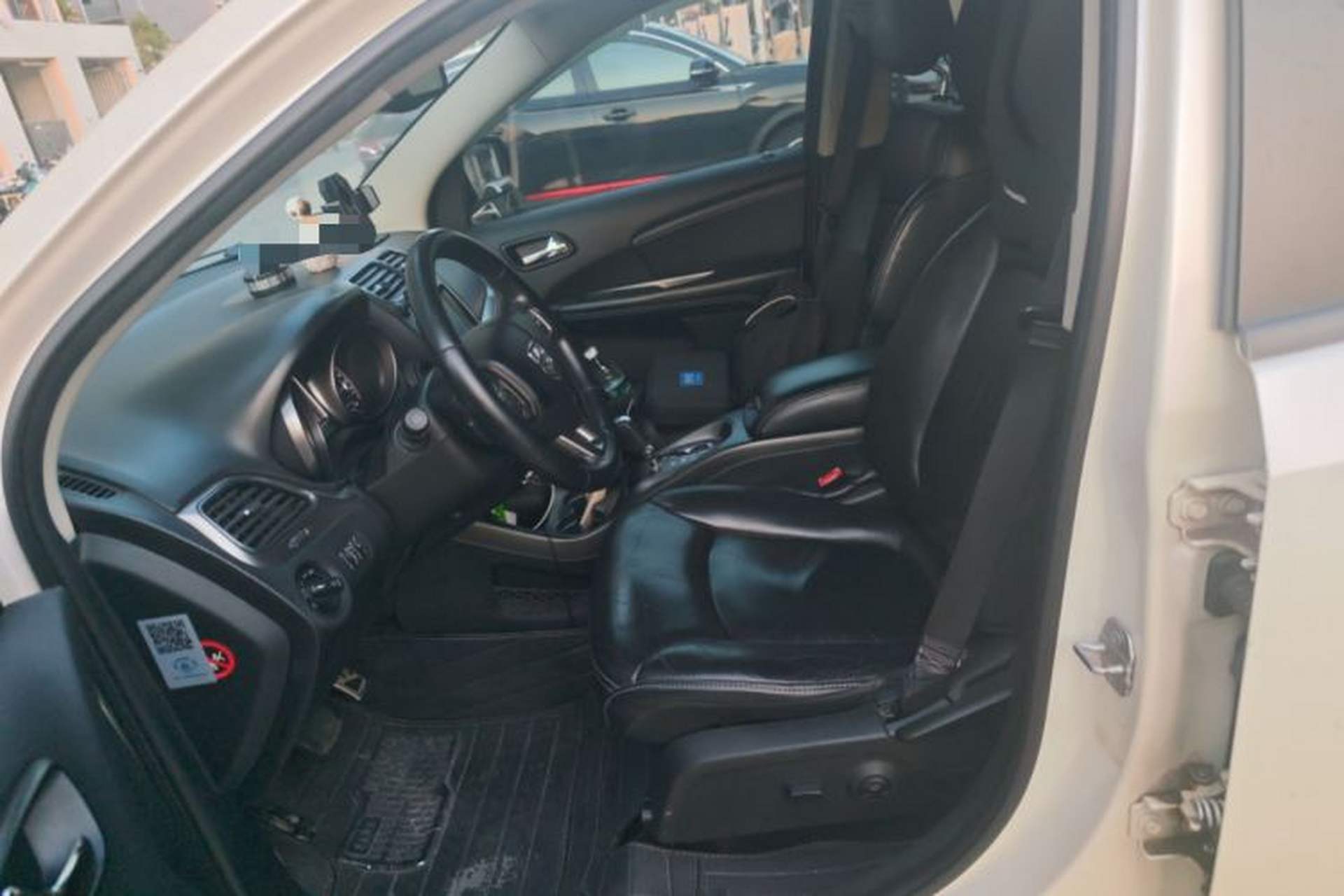 Used Dodge Journey 2014 2.4L Two-Wheel Drive Touring Edition Left Front Seat