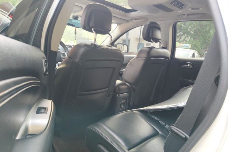 Used Dodge Journey 2014 2.4L Two-Wheel Drive Touring Edition Left Rear Seat