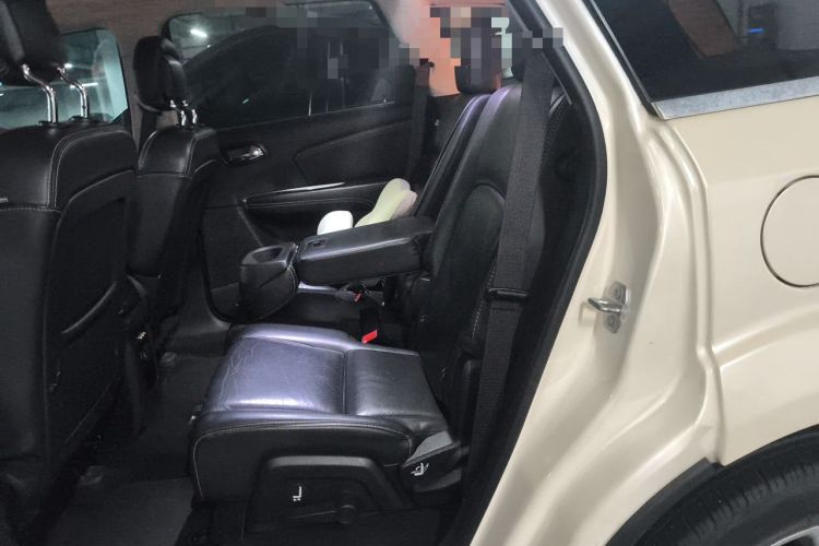 Used Dodge Journey 2014 2.4L Two-Wheel Drive Touring Edition Left Rear Seat