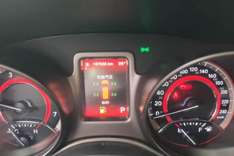Used Dodge Journey 2014 2.4L Two-Wheel Drive Touring Edition Odometer Close Up