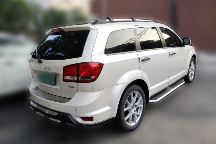 Used Dodge Journey 2014 2.4L Two-Wheel Drive Touring Edition Rear Right 45 Deg