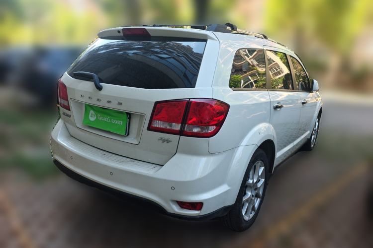 Used Dodge Journey 2014 2.4L Two-Wheel Drive Touring Edition Rear Right 45 Deg