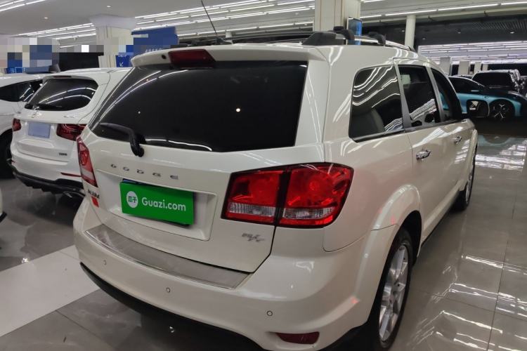 Used Dodge Journey 2014 2.4L Two-Wheel Drive Touring Edition Rear Right 45 Deg