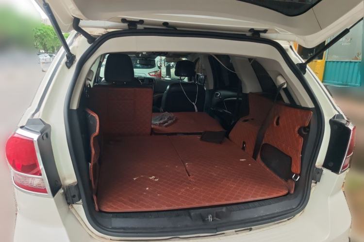 Used Dodge Journey 2014 2.4L Two-Wheel Drive Touring Edition Trunk
