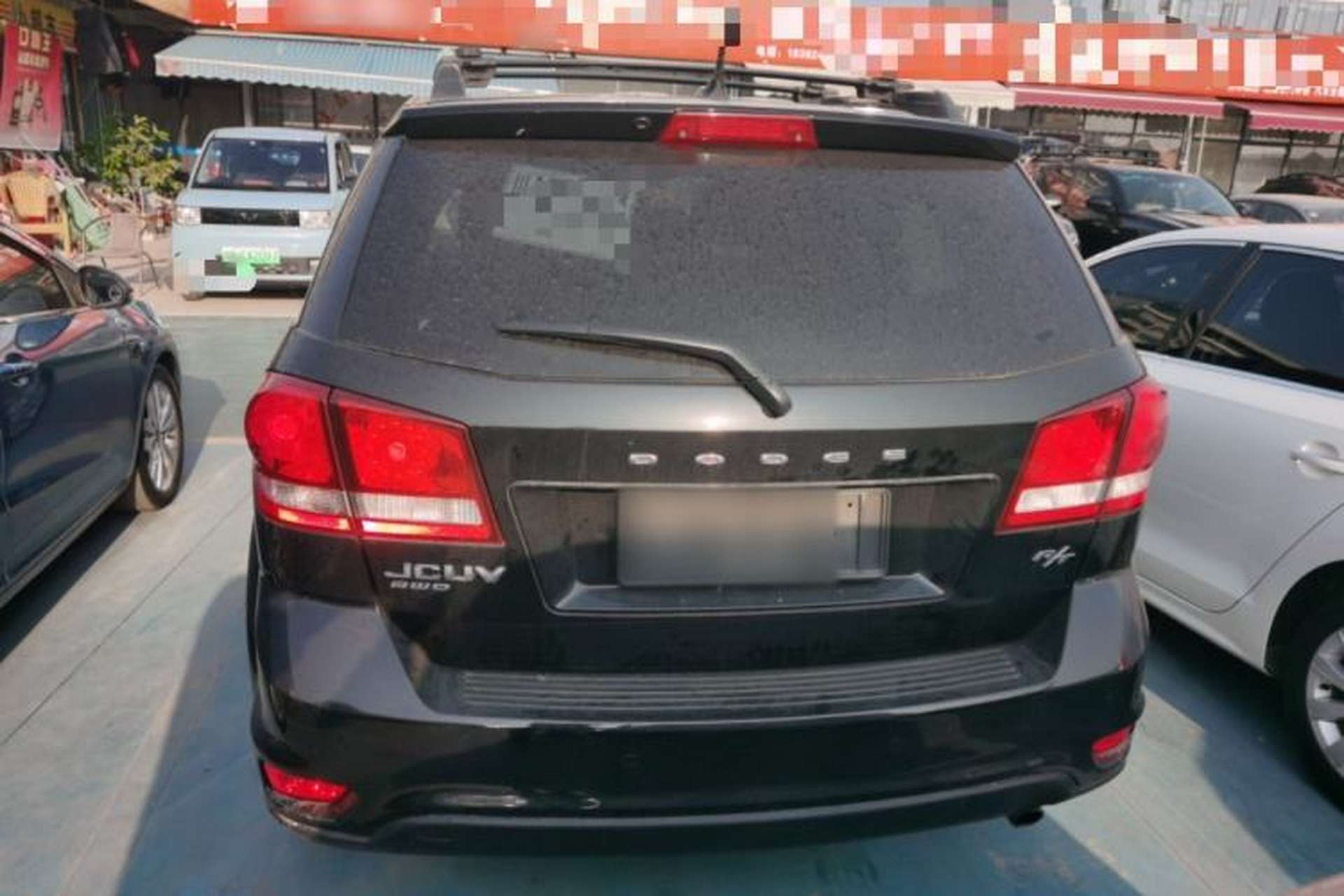 Used Dodge Journey 2015 2.0TD Four-Wheel Drive Luxury Edition Exterior 4