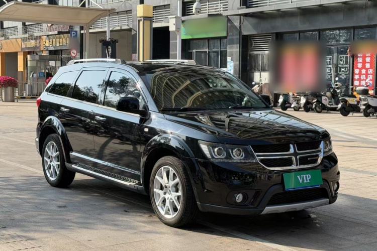 Used Dodge Journey 2015 2.0TD Four-Wheel Drive Luxury Edition Exterior 6