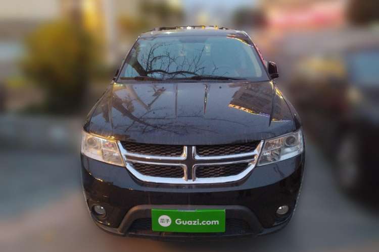 Used Dodge Journey 2015 2.0TD Four-Wheel Drive Luxury Edition Front