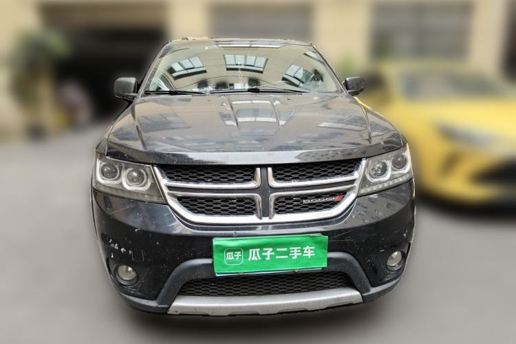 Used Dodge Journey 2015 2.0TD Four-Wheel Drive Luxury Edition Front