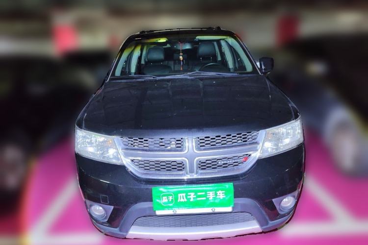 Used Dodge Journey 2015 2.0TD Four-Wheel Drive Luxury Edition Front