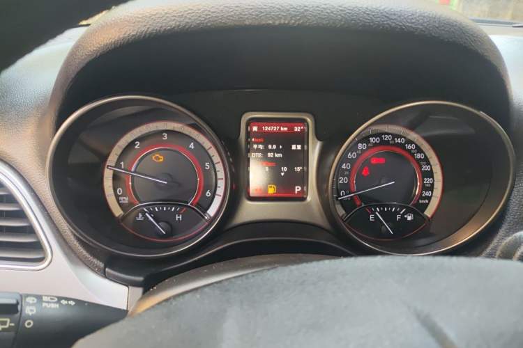 Used Dodge Journey 2015 2.0TD Four-Wheel Drive Luxury Edition Instrument Cluster